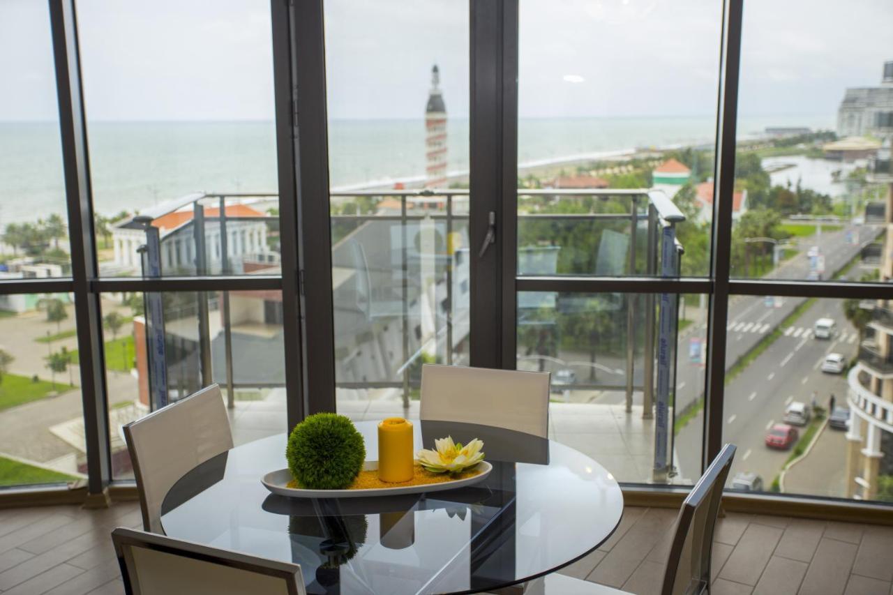 Lux Apartment Batumi Exterior foto