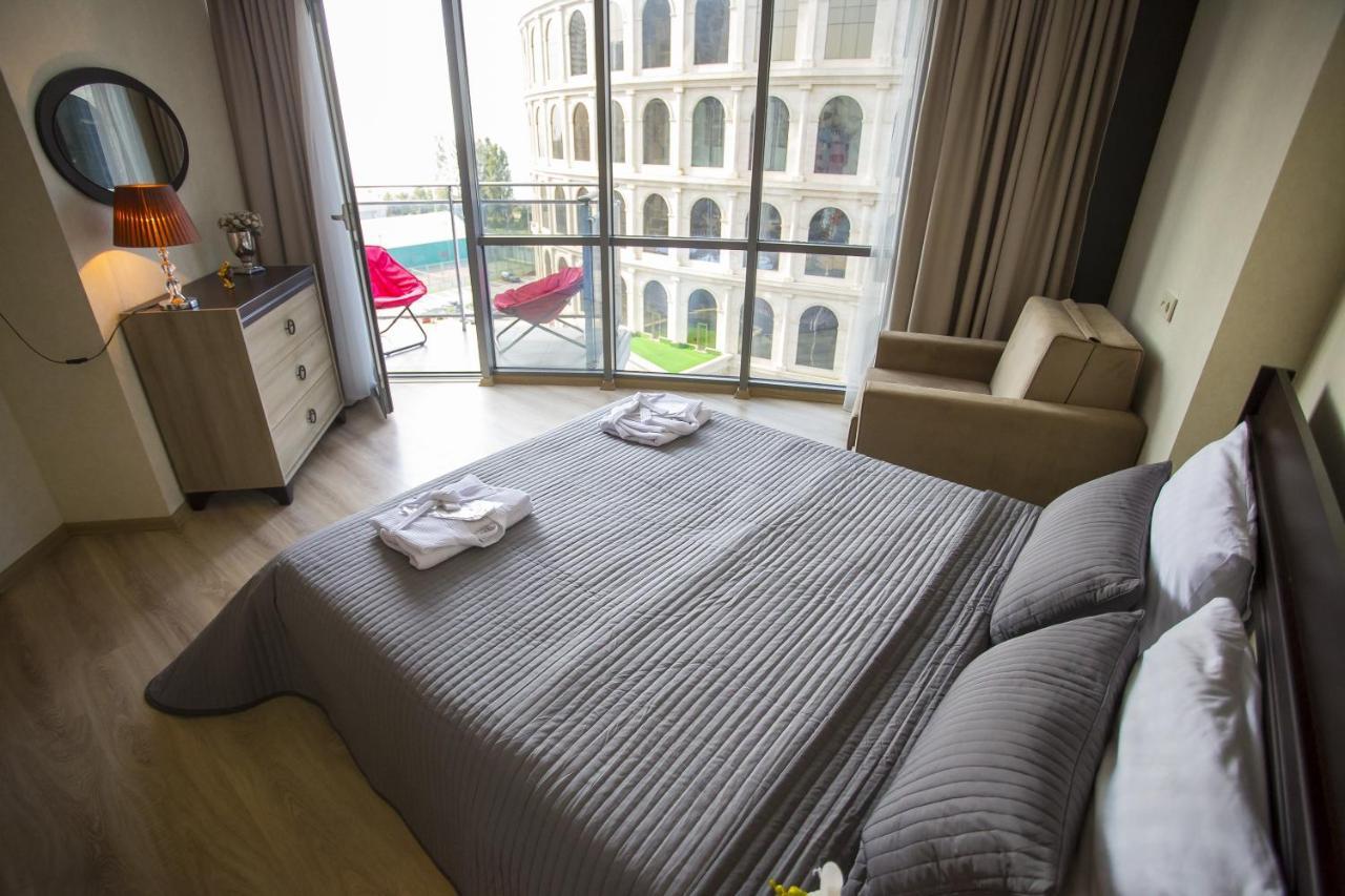 Lux Apartment Batumi Exterior foto