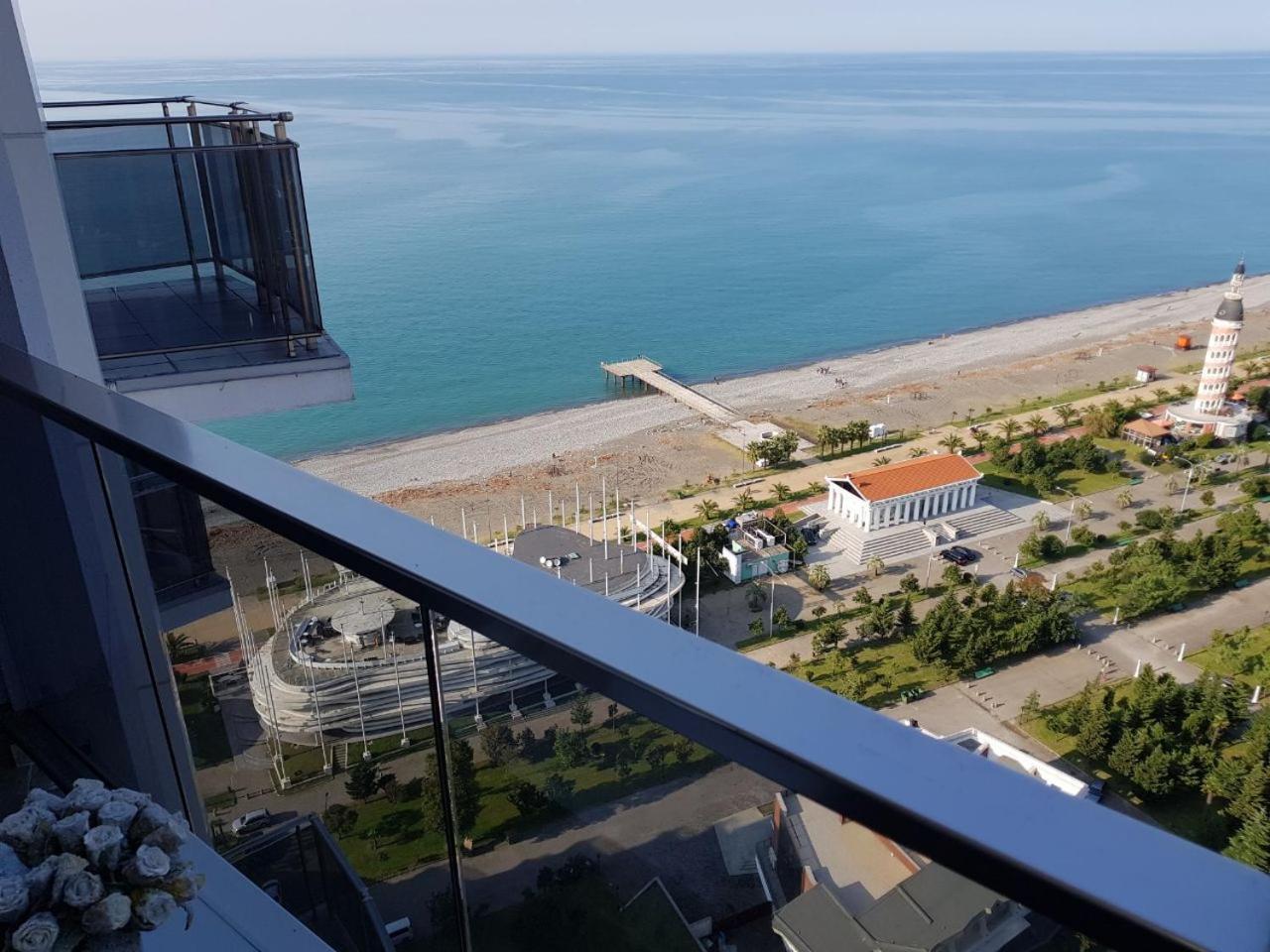Lux Apartment Batumi Exterior foto