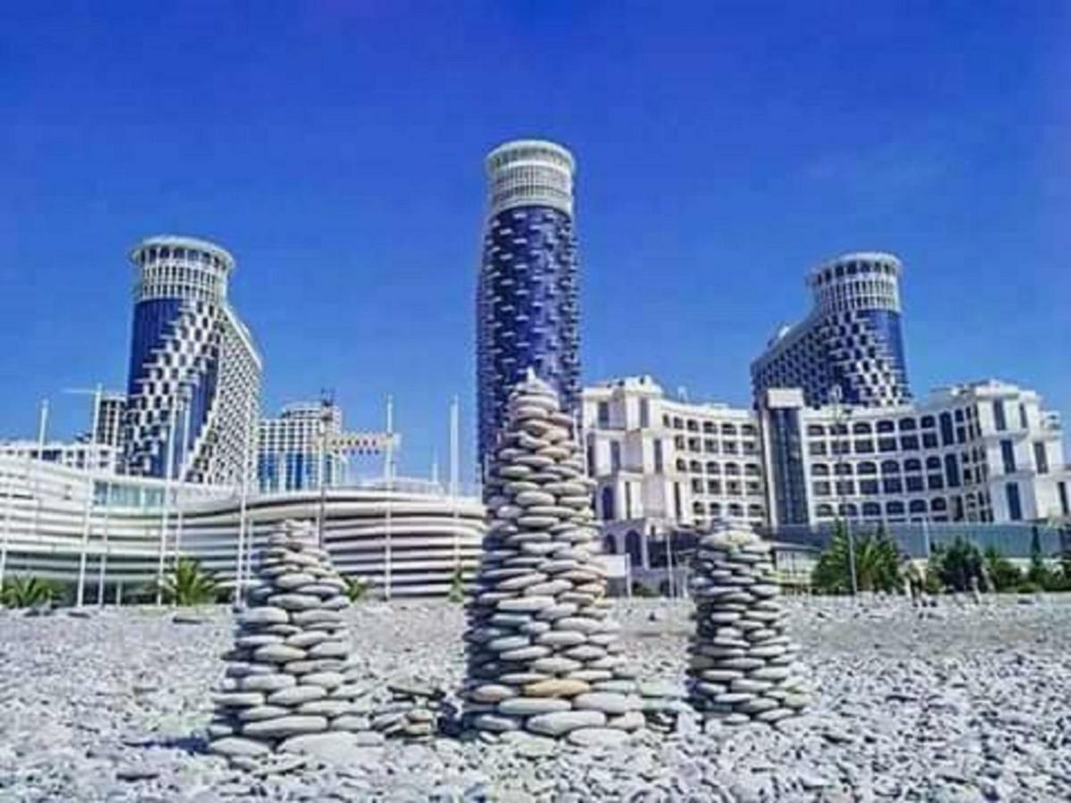 Lux Apartment Batumi Exterior foto